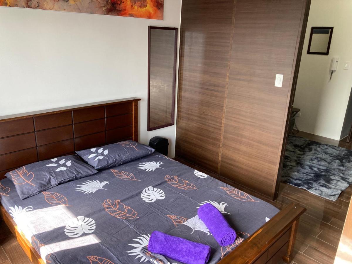 Makati Amazing View Penthouse Studio, Air Residence, Fast Internet Manila Exteriör bild