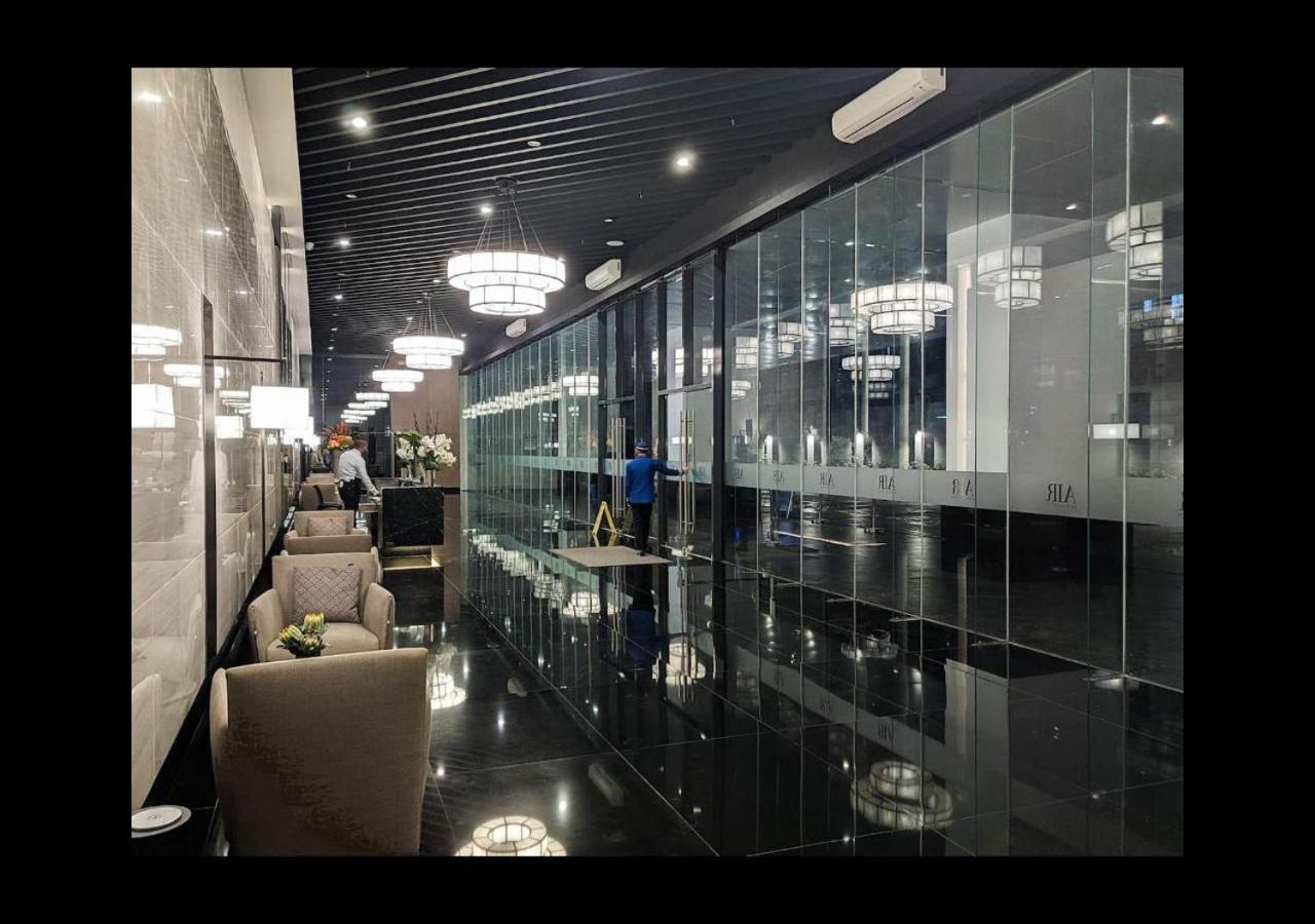 Makati Amazing View Penthouse Studio, Air Residence, Fast Internet Manila Exteriör bild